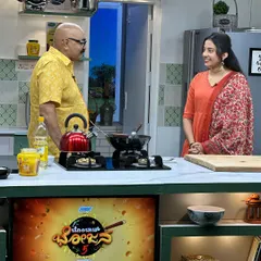 Another shot from the 'Bombat Bhojana' show. We had a great time cooking and chatting on set.