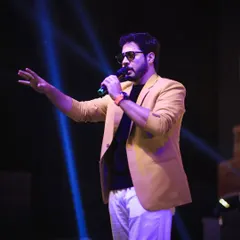 On stage at the Winter Souk flea market in Vadodara. Hosting community events like these is all about creating a fun, relaxed, and engaging atmosphere for everyone.