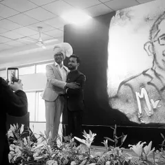 Here I am with Mr. Avinash Chintawar from Bosch in Pune, standing next to the sand art portrait I created for him. It is always a pleasure to connect with leaders and honor their contributions through my art.