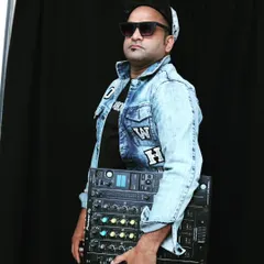 This is me, ready to help you start your journey. I bring over two decades of professional experience to every DJ masterclass, ensuring you learn the skills that matter from a veteran of the industry.