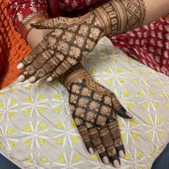 This design showcases a full hand of repeating lotus patterns, a symbol of purity and beauty. It's a testament to how intricate, pattern-based work can be just as stunning as a portrait.
