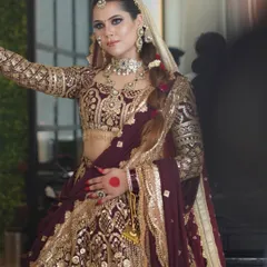 This is the final result of my 'Shringar' series. The look features dramatic, defined eyes, expertly blended skin, and a focus on traditional details that create a breathtaking and authentic bridal appearance.