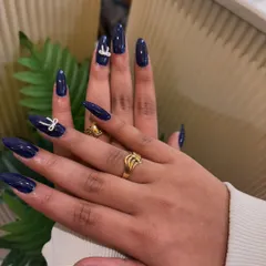 The 3D bow adds a touch of sweetness and sophistication to any nail color.