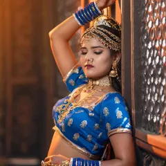 A powerful and elegant pose from our royal blue photoshoot. The jewellery is designed to be as dramatic and memorable as the outfit.