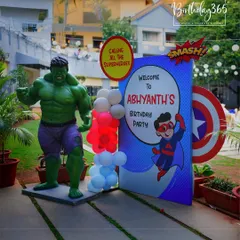 Welcome to the superhero headquarters! We greeted guests with a life-sized Hulk statue and a personalized welcome sign, setting the stage for an action-packed party.