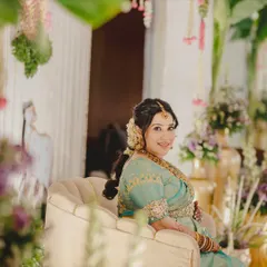 All I want is for you to glow. This maternity look is all about celebrating this special time with radiant, fresh makeup that highlights her happiness. She looks serene and beautiful.