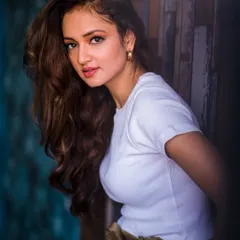 A beautiful portrait of actress Shanvi Srivastava. I used a simple setup to focus on her expressive features and the texture of her hair, creating a classic and compelling headshot.