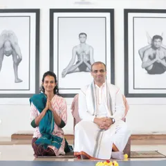 I am a Level 2 authorised teacher, having learned this tradition directly from my Guru, Sharath Jois, in Mysore. It is a privilege to carry this parampara, or lineage, forward and share these teachings as they were passed down to me.