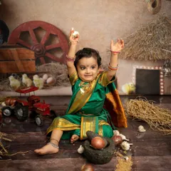 A moment of pure joy and playfulness. Her expression shows how comfortable and happy she is during the session, which is always my top priority.