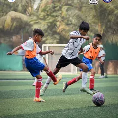 A thrilling moment as three players converge on the ball. This is the kind of competitive action you see every weekend at SFL Mumbai.