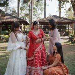 The best part of my job is the happy memories and connections I make. My bride Chetna was so easygoing and full of life, and seeing her surrounded by her loved ones, looking so happy, makes it all worthwhile.