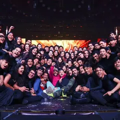 The energy is always insane with Ranveer Singh. A group picture after a high octane performance at the Filmfare Awards.