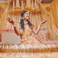 A moment of pure joy at actress Aditi Prabhudeva's Haldi ceremony. We created this custom-fabricated lotus-shaped tub for the 'arisina shastra', surrounded by a beautiful yellow and pink floral decor setup.