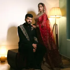 This is elegance crafted with light and shadow. For Sana and Naveed’s Nikah, we created this regal portrait that feels both timeless and powerful. It showcases how styled indoor sessions can produce fine art photography, highlighting the grace of traditional attire and the deep connection between a couple.