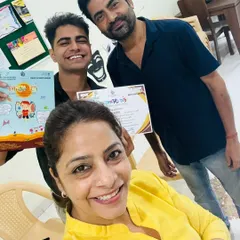 A celebratory selfie with a student after a successful workshop. We build strong, mentor-like bonds with our 'bachchon'.