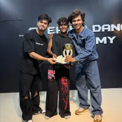 Presenting the trophy and cash prize to one of our internal competition winners. This is the result of pure hard work.