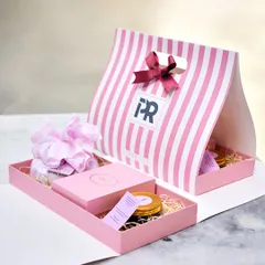 Whether it’s a big event or a small gesture, our bulk gifting hampers are designed to make every occasion extraordinary. This custom branded PR gift bag is a perfect example.