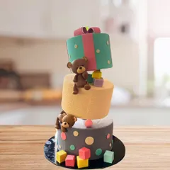 Who says cakes have to be straight? I love a good challenge, and this topsy-turvy cake with adorable, handmade teddy bears is all about playful angles and gravity-defying fun. It’s a whimsical design that adds an extra layer of excitement to any celebration.