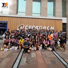 A tribe forged in sweat. This is the victorious crew from Fatigue Training 4.0, a six-week running festival I created in partnership with Decathlon. We don't just run; we build a community of warriors who celebrate the grind together.