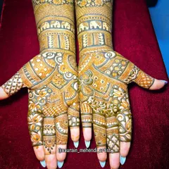 This engagement mehendi was personalized with the couple's special date, "24 MAY 2023," and their names, making it a unique keepsake.