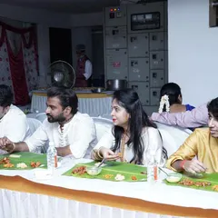 From young to old, the Yele Oota is a dining experience that resonates with everyone. I love seeing families and friends enjoying the traditional flavours I prepare.