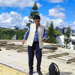 Here is Dr. Shamsunder on site, providing Vaastu solutions using Vedic yantras for the residence of a client, Mr. Daneeshwar, in Mauritius. Our services have a global reach.