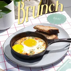 For this cafe's brunch menu, I created a bright and sunny vibe. The skillet with baked eggs is styled with toast on a checkered tablecloth to evoke a cozy, relaxed weekend morning.