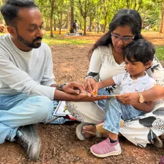 I believe a parent is a child's first and most important teacher. My sessions create a quiet space for you to learn and discover alongside your little one, guiding them as they explore nature's textures and colours. These shared moments of focus are truly precious.