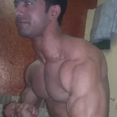 "Jab main chota bacha tha" (When I was a little kid). A throwback to my early days. The dream and passion started a long time ago.