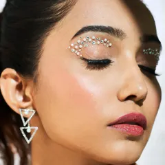 With eyes closed, you can appreciate the beautiful shape and placement of each individual crystal. This requires patience and a steady hand, which we practice in class.