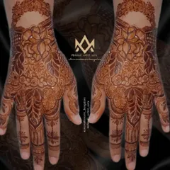 A darker, edited version of the floral Karva Chauth design, showing how the beautiful stain will look.