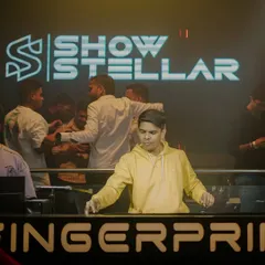 In the zone at Fingerprint, with my logo and custom graphics lighting up the background.
