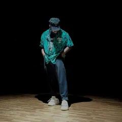 Same vibe, different angle. The spotlight isn't just for the stage; it's a state of mind. 🫶