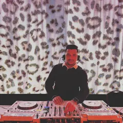 Kicking off the new year at a private gig. I love being a part of people's special celebrations and starting their year with good music.