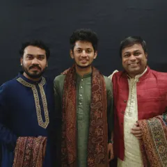 With my elder gurubhais, my guiding lights and support system within the Punjab Gharana. Learning from them is an invaluable part of my journey.