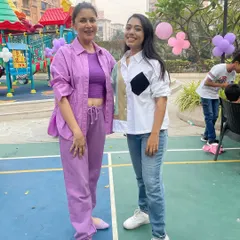 A lovely picture with the talented Shabana Raza Bajpayee. Meeting and interacting with such warm and humble personalities is one of the biggest perks of my job.