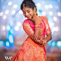 A candid and joyful portrait. Our goal is to make everyone feel comfortable in front of the camera, which allows us to capture genuine smiles and natural poses during family photoshoots.