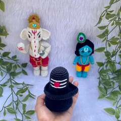 This video shows a beautiful set of divine dolls I made for a birthday gift: Lord Ganesh, a Shivalinga, and my bestseller, little Krishna. It fills my heart with joy to create something so full of blessings.