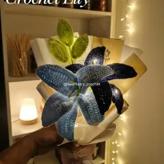 This blue crochet lily bouquet is so dreamy, especially with the fairy lights twinkling. It’s a magical, fairy-core inspired gift for your loved ones.