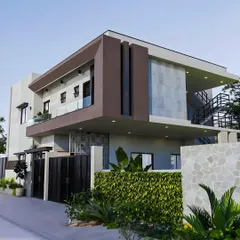 A great home starts with a great design. This 3D architectural render shows a modern residential exterior, highlighting my focus on clean lines, mixed materials, and creating impressive curb appeal.