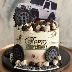 For the adventurers, I designed this Mahindra Thar themed cake to celebrate an anniversary. I can incorporate any hobby or passion into a custom cake design, making it a truly personal centerpiece for your celebration.