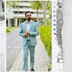 A stylized shot of my look in Phuket. I believe in making a style statement wherever I go.