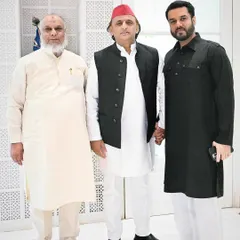 Discussing important matters with Shri Akhilesh Yadav. My work as a criminal lawyer requires me to stay connected with key public figures.