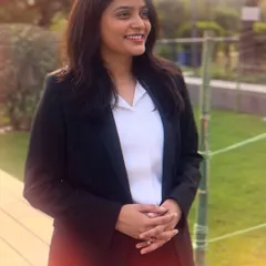 A moment of warmth and a smile on a sunny day. Even in a demanding profession, I find moments of positivity and connection.