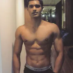 A throwback to 2009. My fitness journey has been a long one, and it's this experience that helps me guide others through their own transformations.