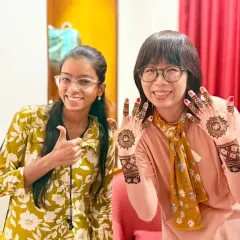 Another happy moment with my client from Japan. We used Google Translate and lots of smiles to communicate, and the result was this beautiful connection.