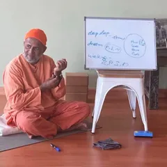 A closer view of a teaching session on the three states of experience: waking, dream, and deep sleep. Understanding these is key to understanding the nature of the Self in Vedanta.