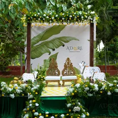 I love bringing unique, traditional themes to life, like this beautiful 'Banana Grove' setup for a South Indian wedding. Complete with custom props and lush greenery, it creates an authentic and picturesque setting for your ceremony.