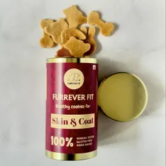 My Skin & Coat cookies are made with chicken liver and coconut oil to give your dog that healthy, glossy fur from the inside out. These bone and bunny-shaped treats are a favorite among my furry customers.