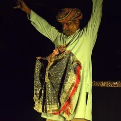 Performing at the La Puntual theatre in Barcelona, Spain. The dark background of the theatre makes the colours of the puppets stand out beautifully.